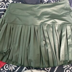 Gold hinge skirt
